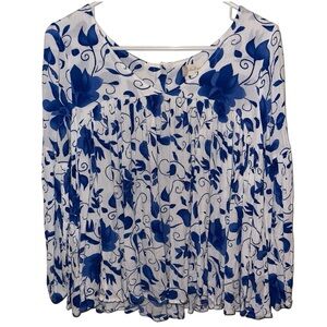 EUC Altar’d State Flowy Blouse